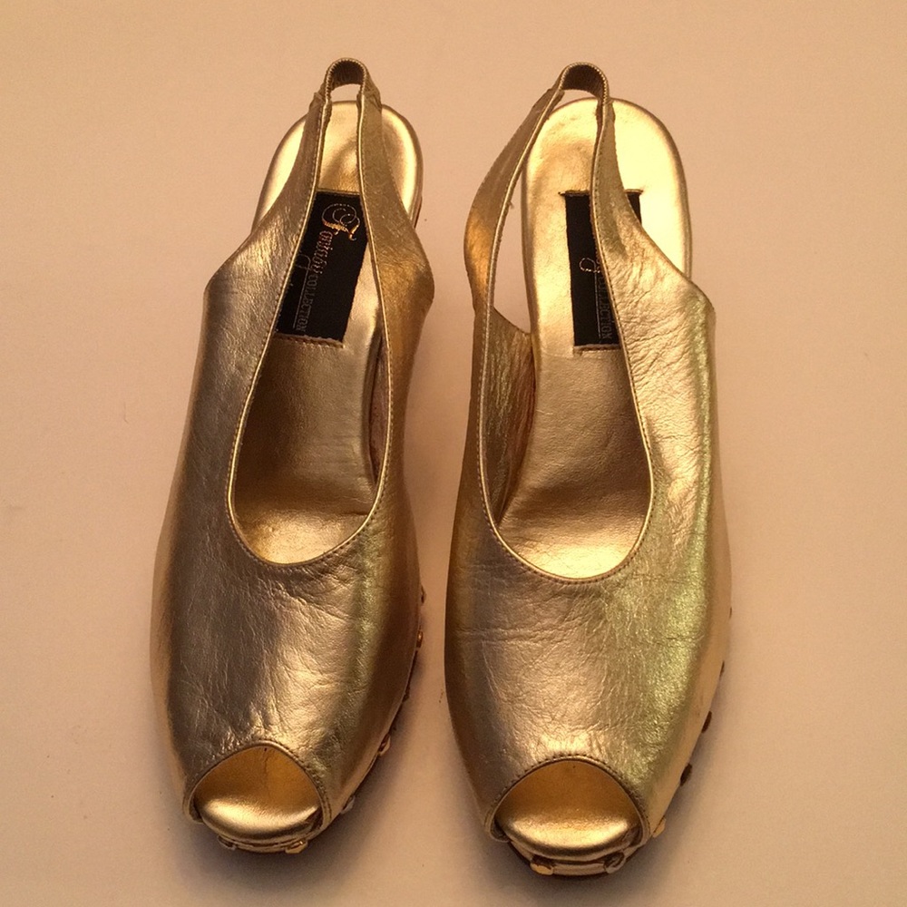 LEATHER SHOES VERY BEAUTIFUL